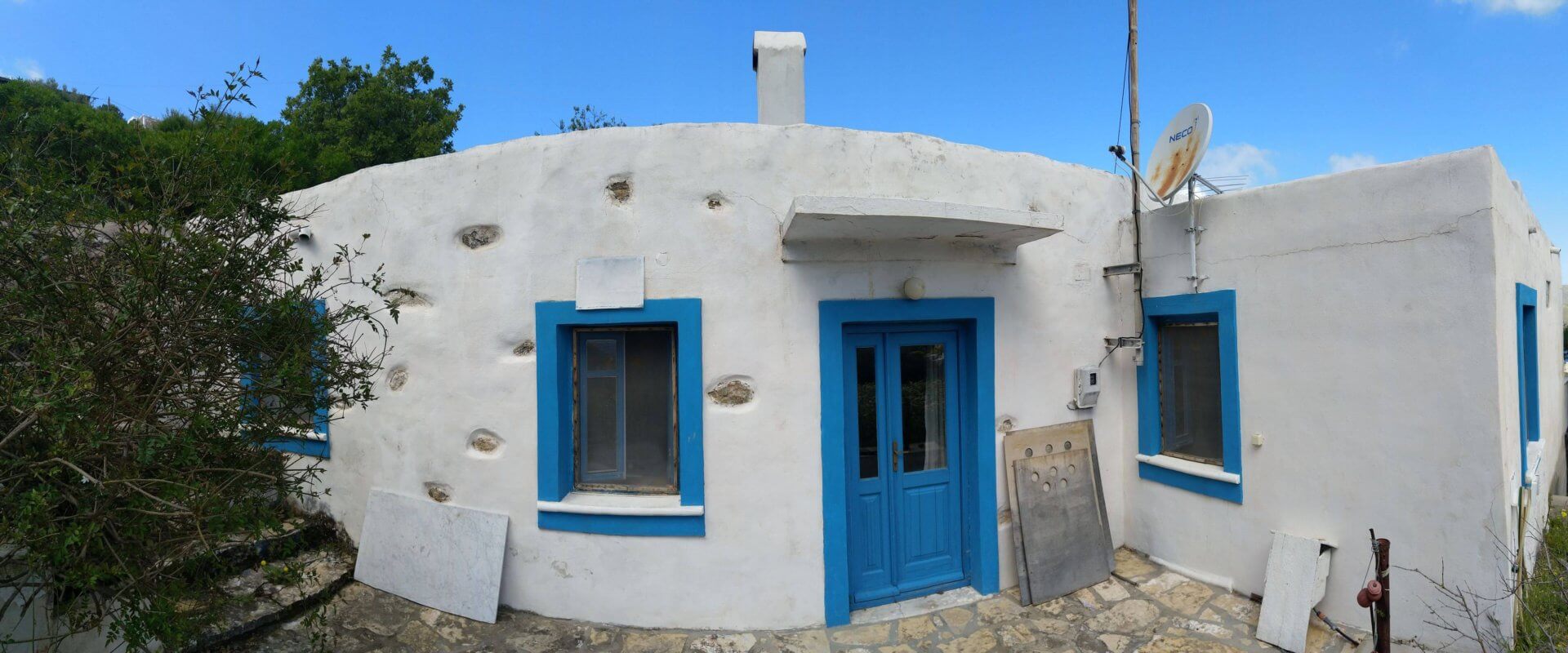 Traditional house in Leros L619
