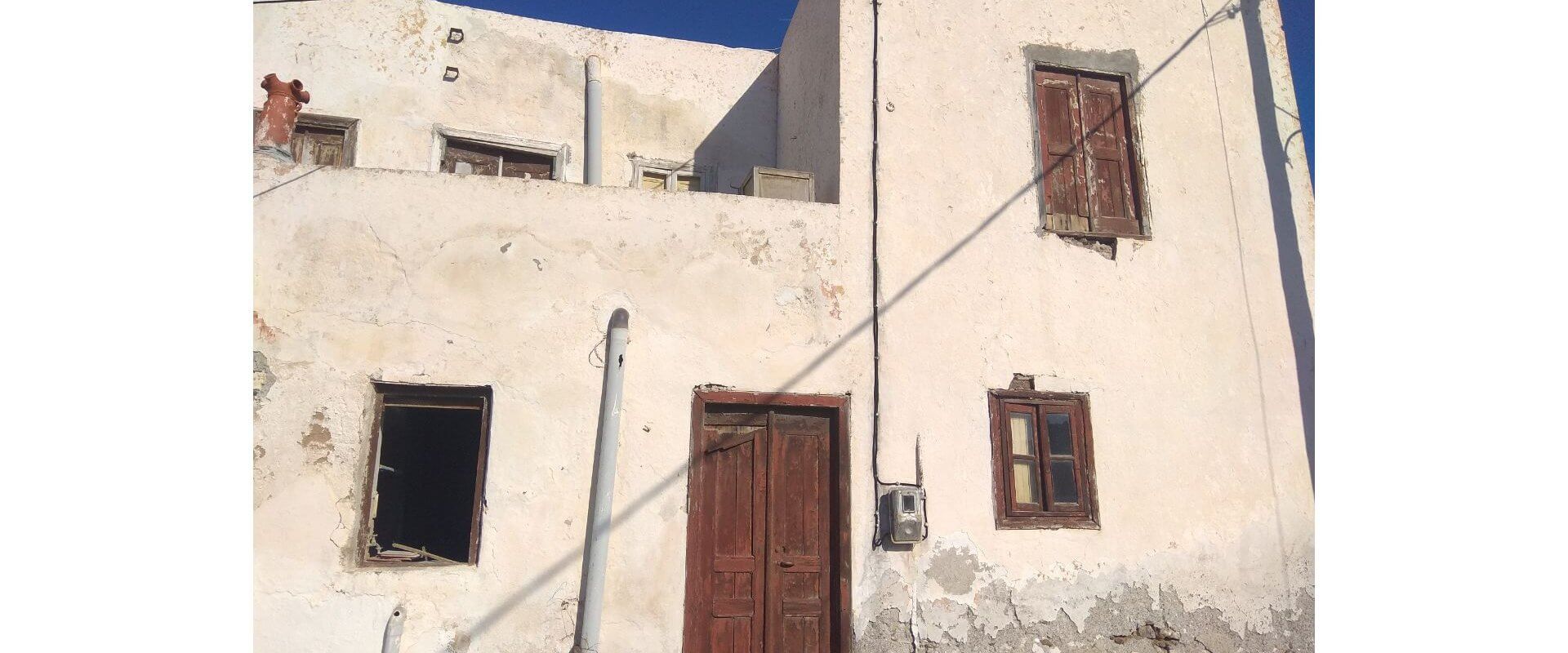 Traditional house in Leros island L 657