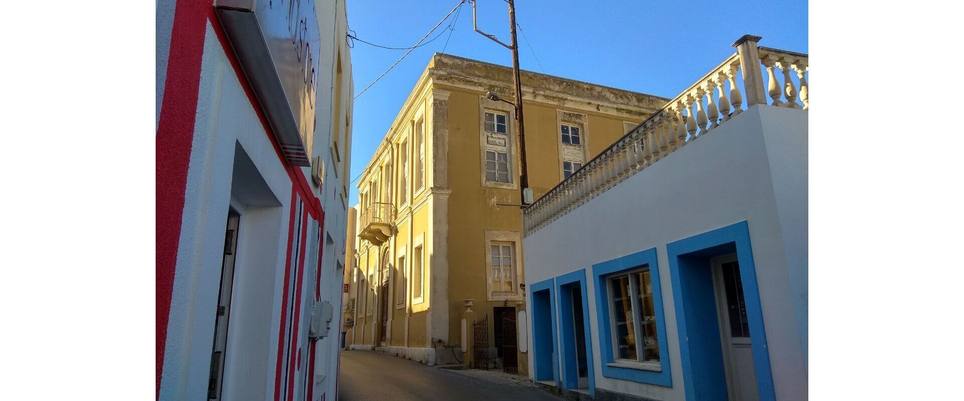 Neoclassical in Leros L 731