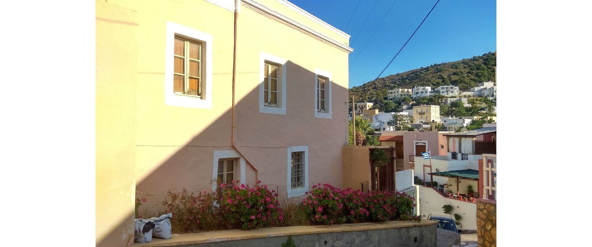 Neoclassic mansion in Leros L 764