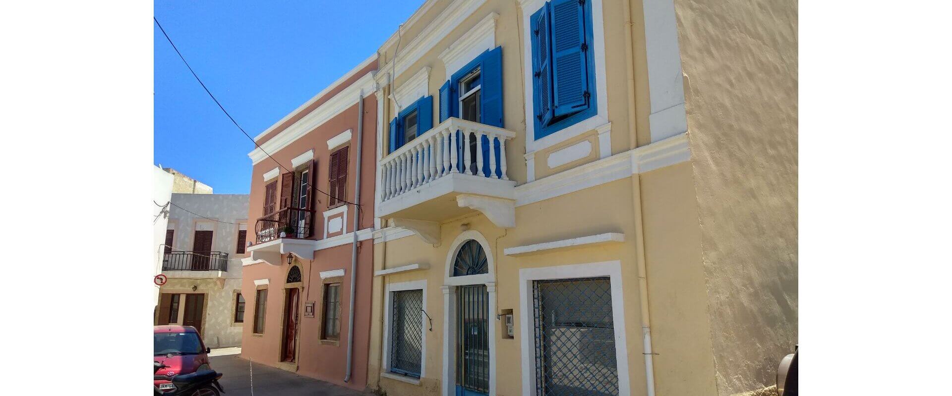 Neoclassical in Leros L 732
