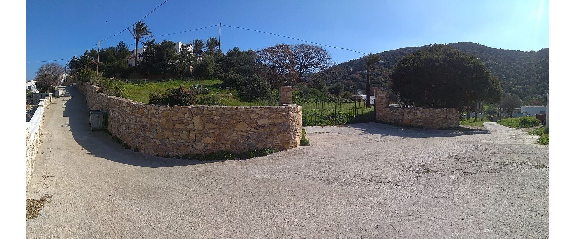 Plot for sale in Leros L 744