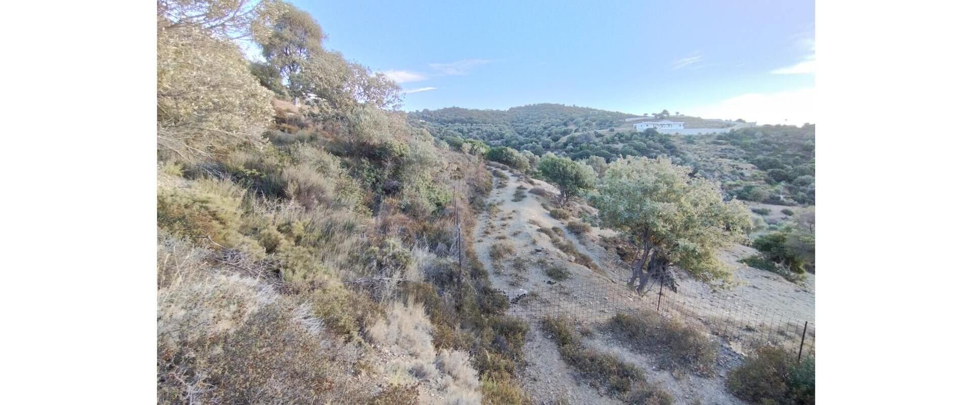 Plot for sale Gourna L 783