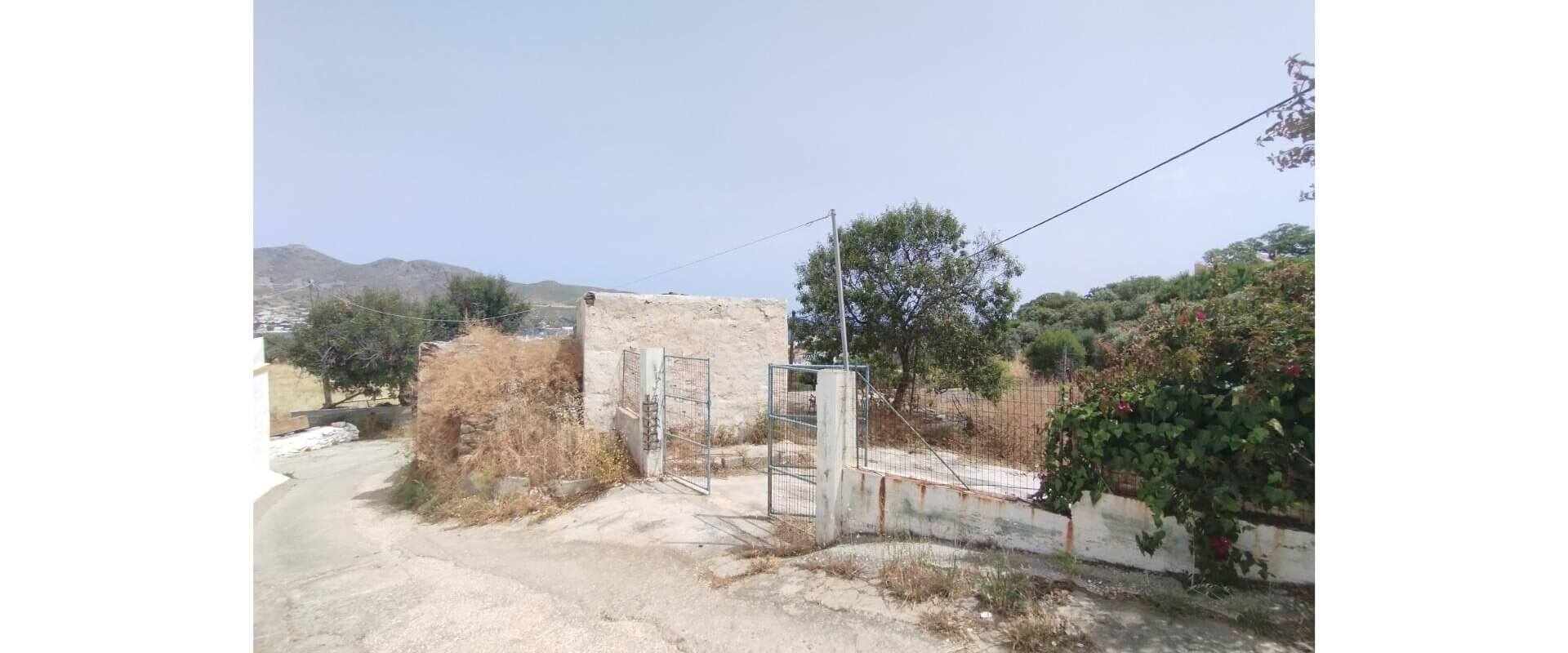 Old residence for sale Crithoni L 876