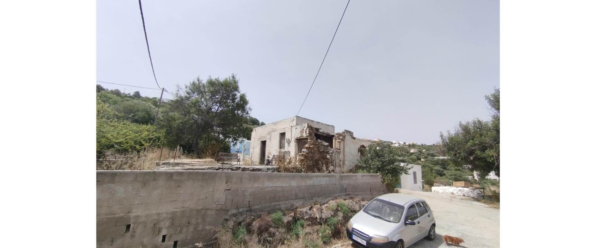 Old residence for sale Crithoni L 876