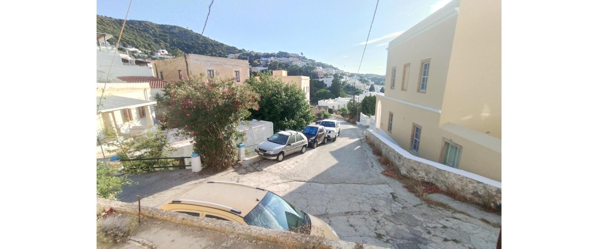 Old residence for sale Agia Marina L882