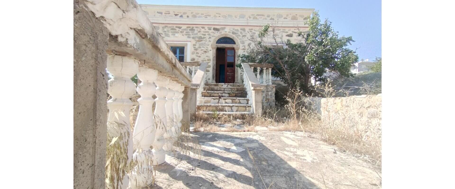Neoclassical house for sale Lakki L 874