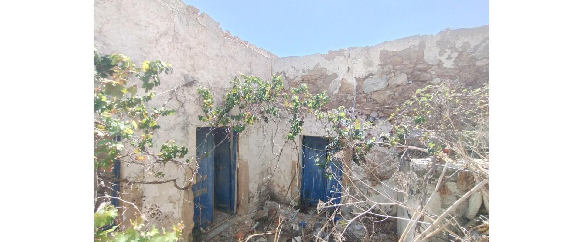 Old residence for sale Spilia L 898