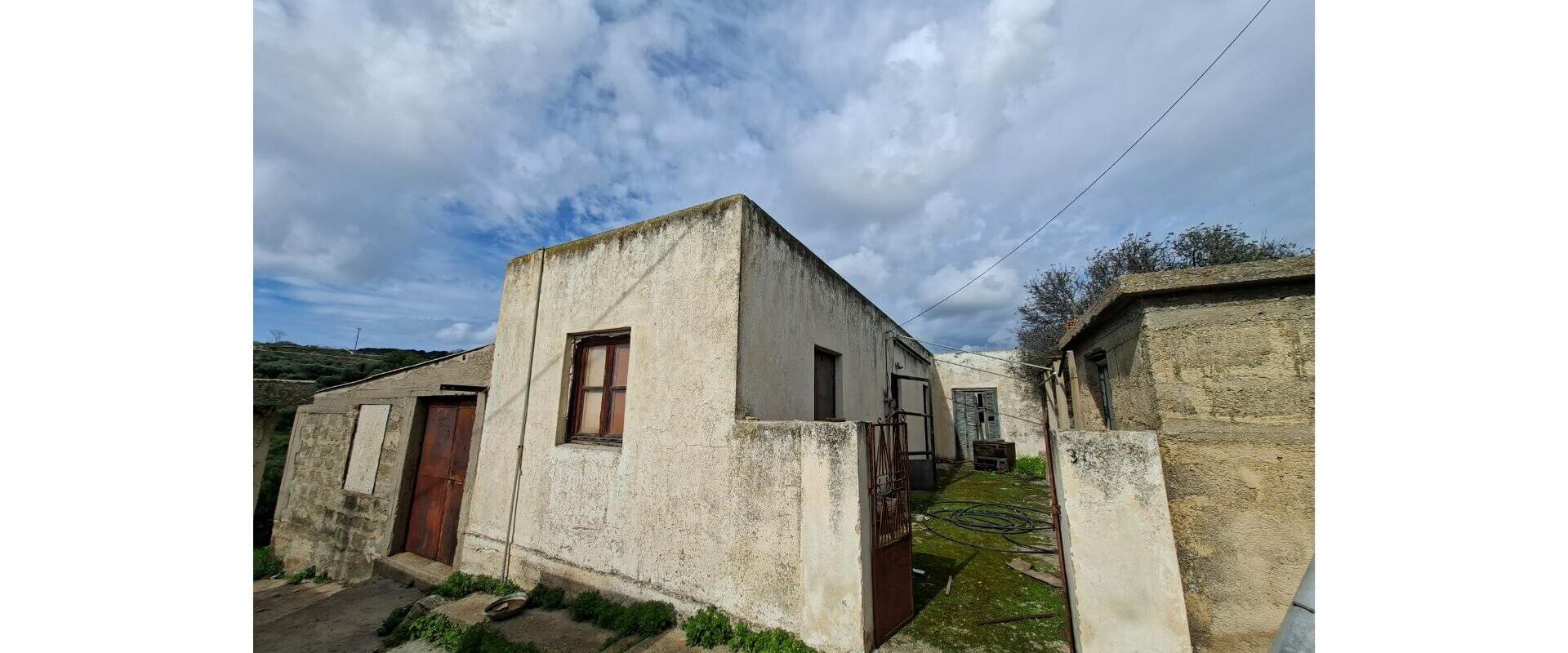 House for sale Kamaraki Leros L 910