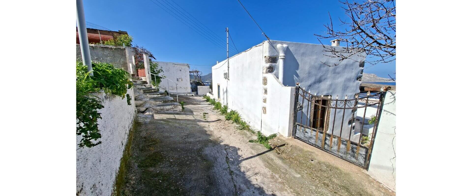 Old residence for sale Patelo L 911