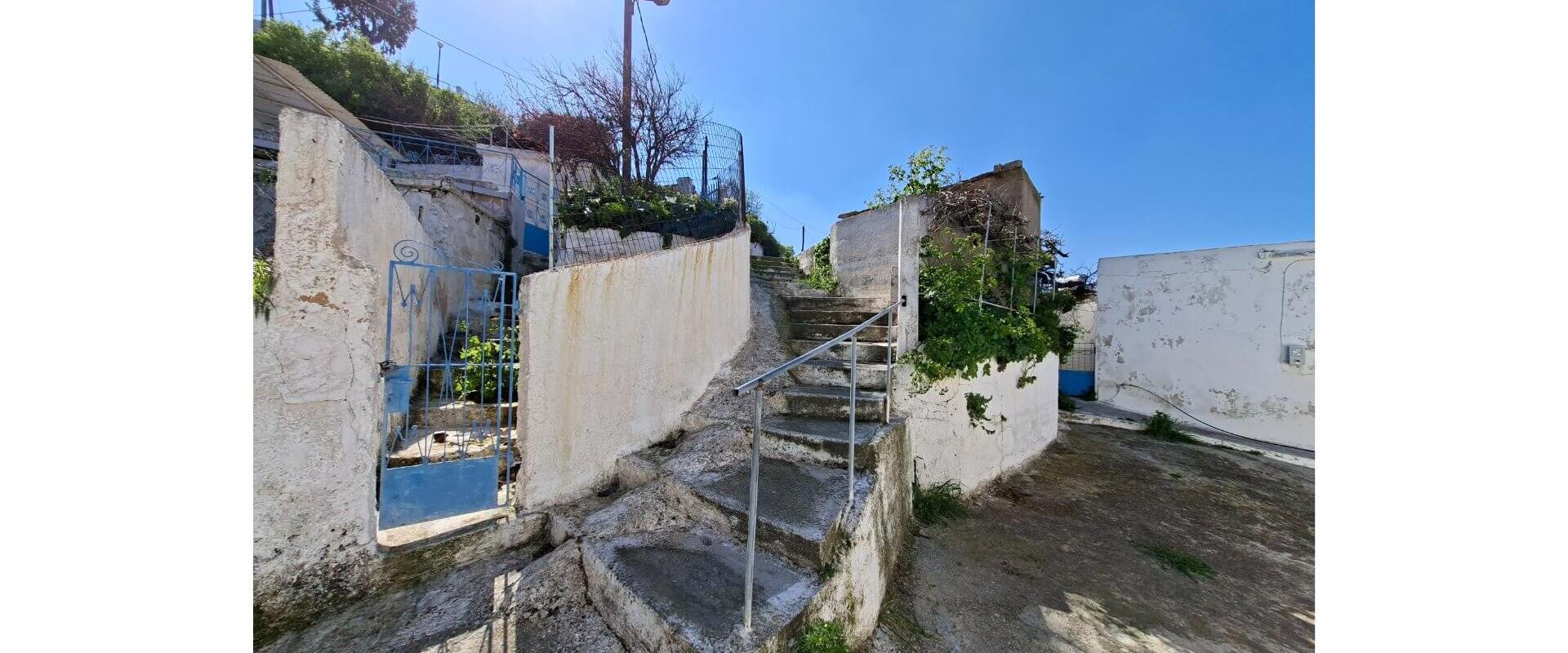 Old residence for sale Patelo L 911