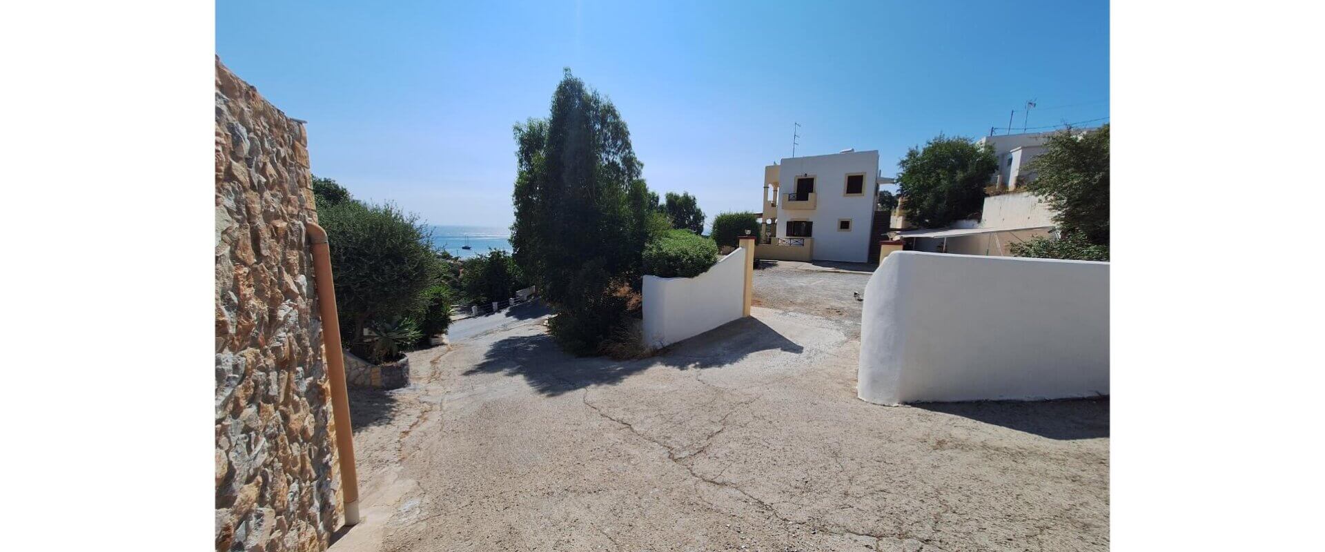Property for sale Vromolithos L 915