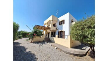 Property for sale Vromolithos L 915